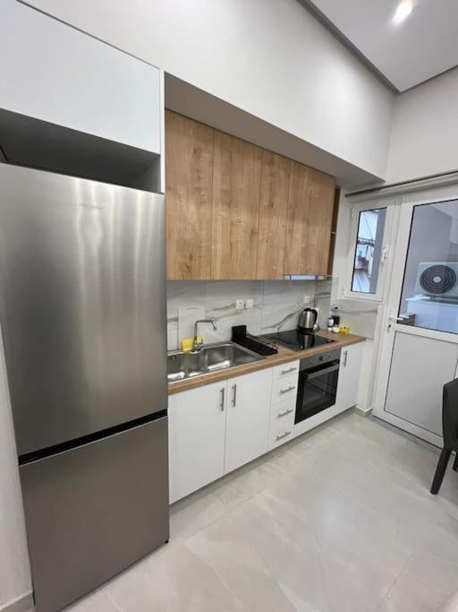 Cozy New Apartment Nearby Metro Athen Exterior foto